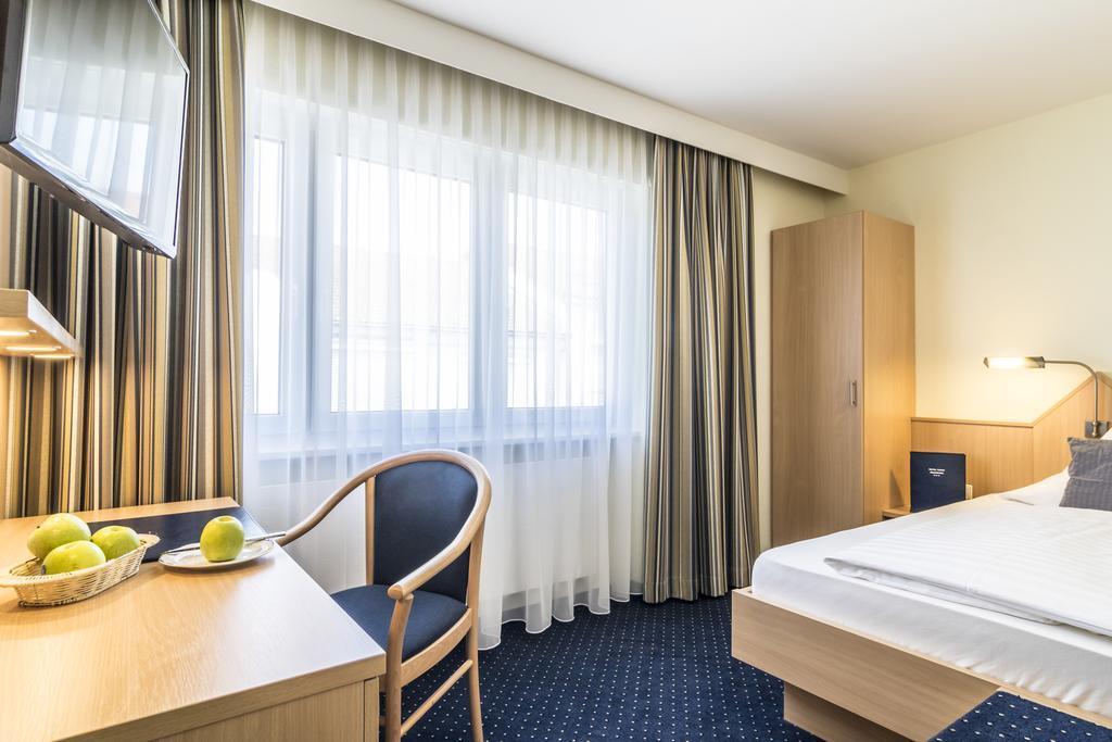 Hotel Garni Oberrhein Rheinfelden  Ngoại thất bức ảnh